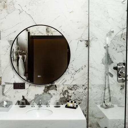 Royal Beaulaincourt מלון